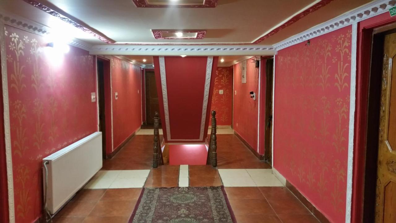 Hotel Gulmarg Inn Eksteriør billede